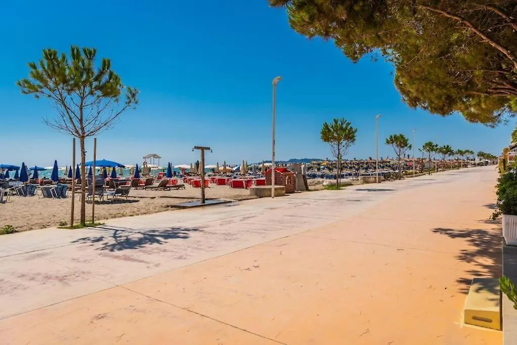 Isli Plazh 13 Studio Durrës